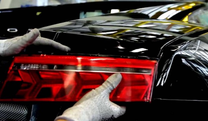 Így raknak össze egy Lamborghini Aventadort