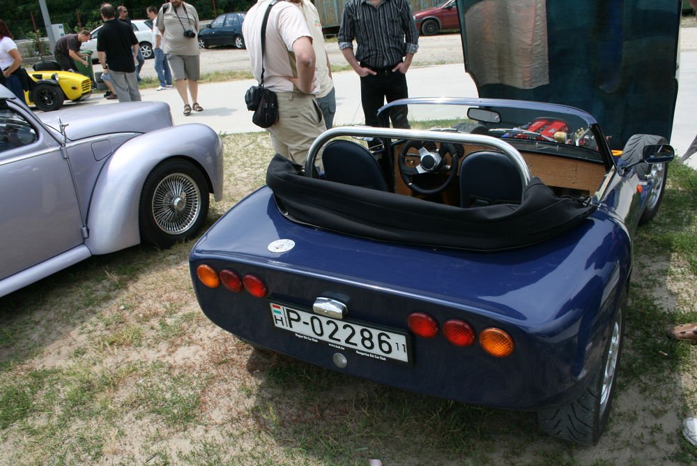 Fisher Fury, dögös kit-car, 177 lóerővel