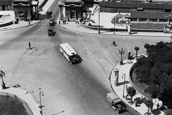 Hetven éve autózunk a jobboldalon