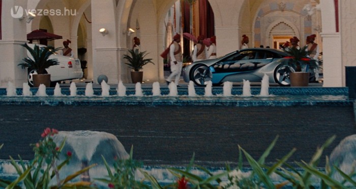 Tom Cruise vezette a BMW szuperautóját 5