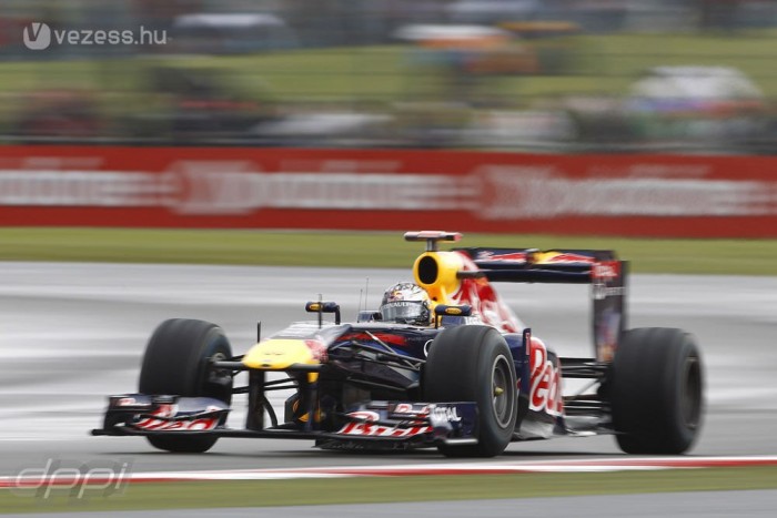 F1: Motortrükk nélkül is Vettel az élen 2 F1: Motortrükk nélkül is Vettel az élen 2