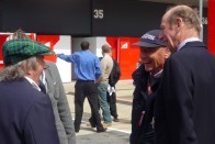 Sir Jackie Stewart, Michael kenti herceggel és Niki Laudával