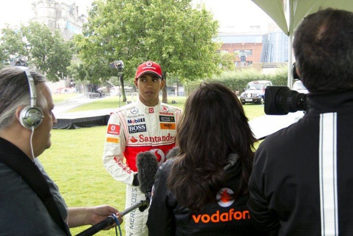 F1: Hamilton unja a bohóckodást