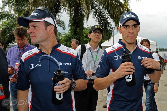 F1: Maradhatnak a Williams-pilóták