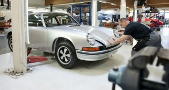 38 éves új Porsche