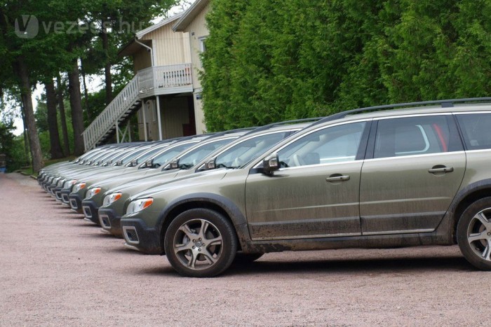 Hetek óta nyúzzák a tesztautókat, ennek ellenére csak pár száz kilométert tettek meg velük