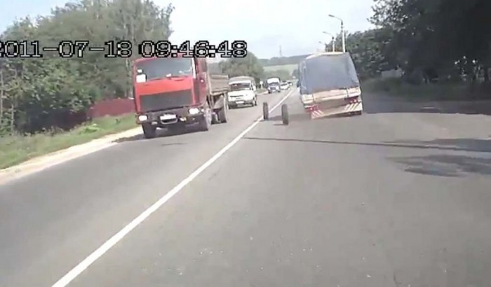 A furgon és a két szökött kerék esete