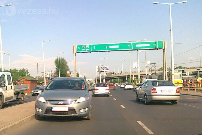 Kötelező biztosítás – Nem csak az ár számít 8 | Vezess Az ütközés okozójának kötelező felelősségbiztosítója téríti meg a vétlen fél kárát