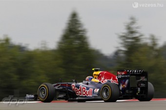 F1: Webber felszívta magát