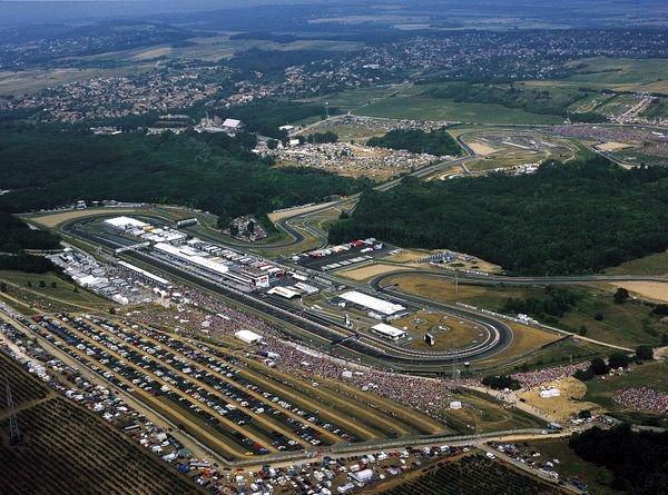 F1: Ingyen busszal a Magyar Nagydíjra