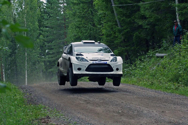 Erdei repülésre készül a Ford – videó 4