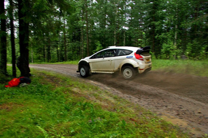 Erdei repülésre készül a Ford – videó 15