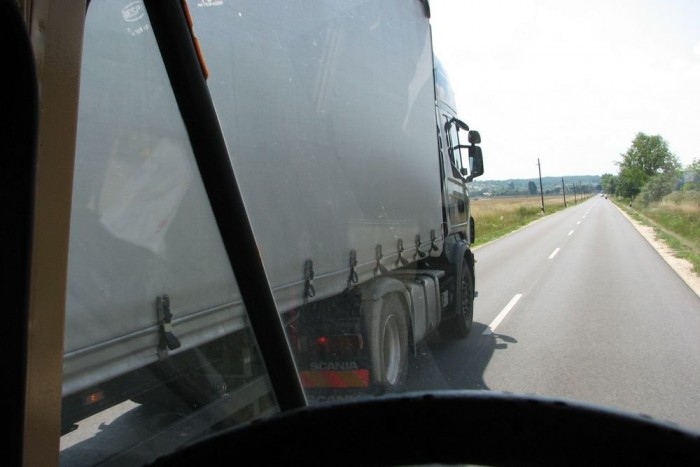 Az élet a Zukkal 10 | Vezess Hát igen, egy öreg szoci teherautót mindenki megelőz