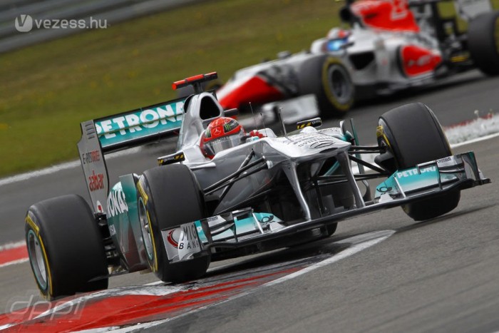 F1: Schumachernek van mit elemezni 6