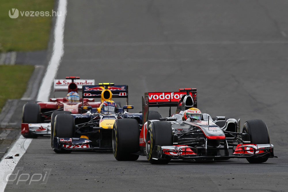 Webber veszélyt lát a McLarenben, Ferrariban 20