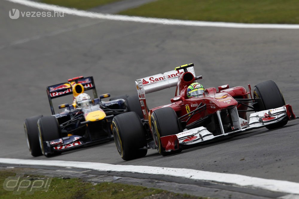 Webber veszélyt lát a McLarenben, Ferrariban 27