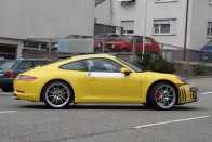 Szinte álcázatlanul az új Porsche 911 12