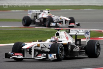 F1: Marad mindkét Sauber-pilóta