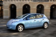 Halk, tágas és 35 000 eurós árával relatíve nem is drága a Nissan, de a LEAF itthon nem lesz kapható