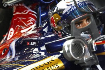F1: Buemi a büntetés miatt spórolt