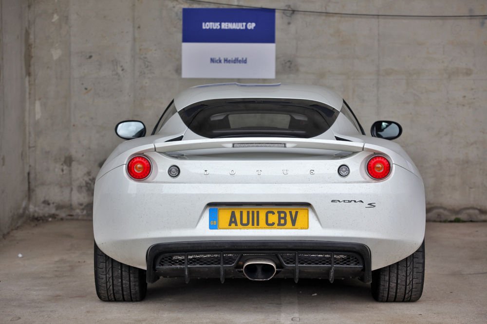 Egy Lotusos járjon Lotusszal