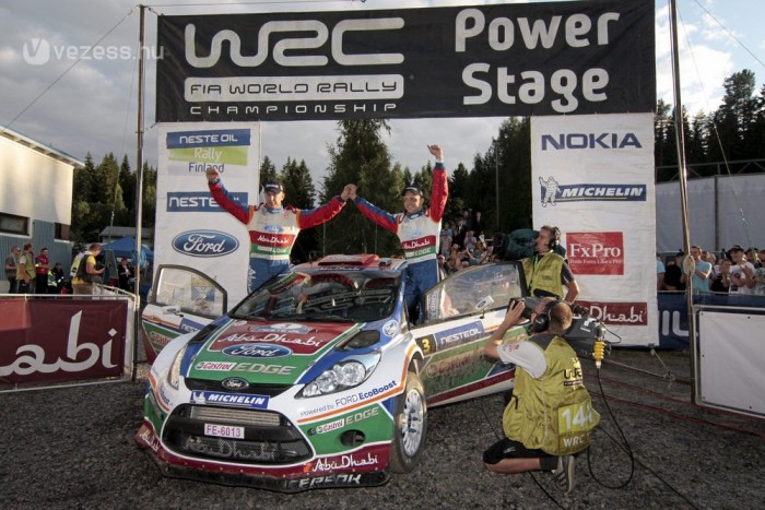 Nem akarta, de Loeb nyerte a Finn-ralit 8