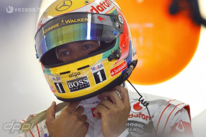 F1: Hamilton bukott, de észnél volt 2 F1: Hamilton bukott, de észnél volt 2