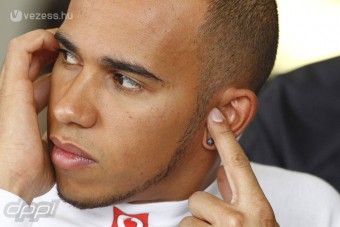 F1: Hamilton levezeti a feszültséget