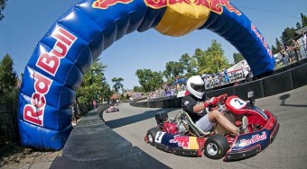 Még a profik is megizzadtak az első Red Bull Kart Fight országos selejtezőn