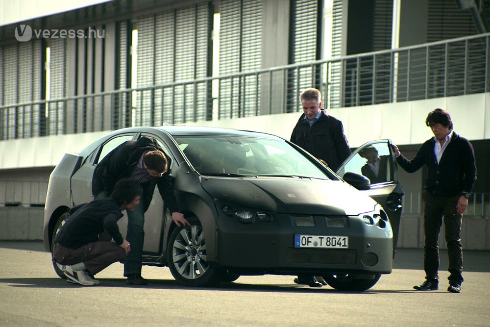 Formával csökkenti a fogyasztást az új Honda Civic 6