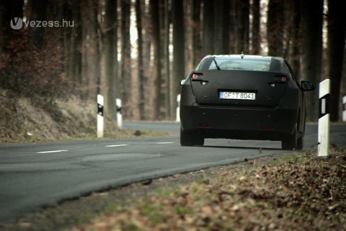 Formával csökkenti a fogyasztást az új Honda Civic 6