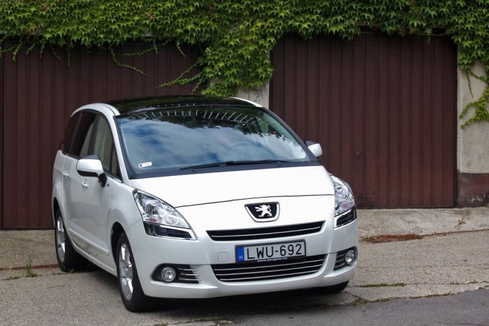 Egyszerű, semleges mégis szerethető forma