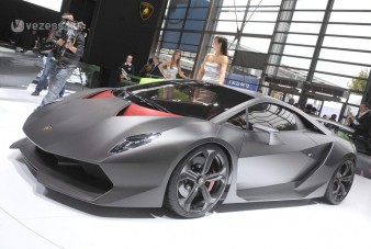 Új sportkocsit mutat be a Lamborghini 