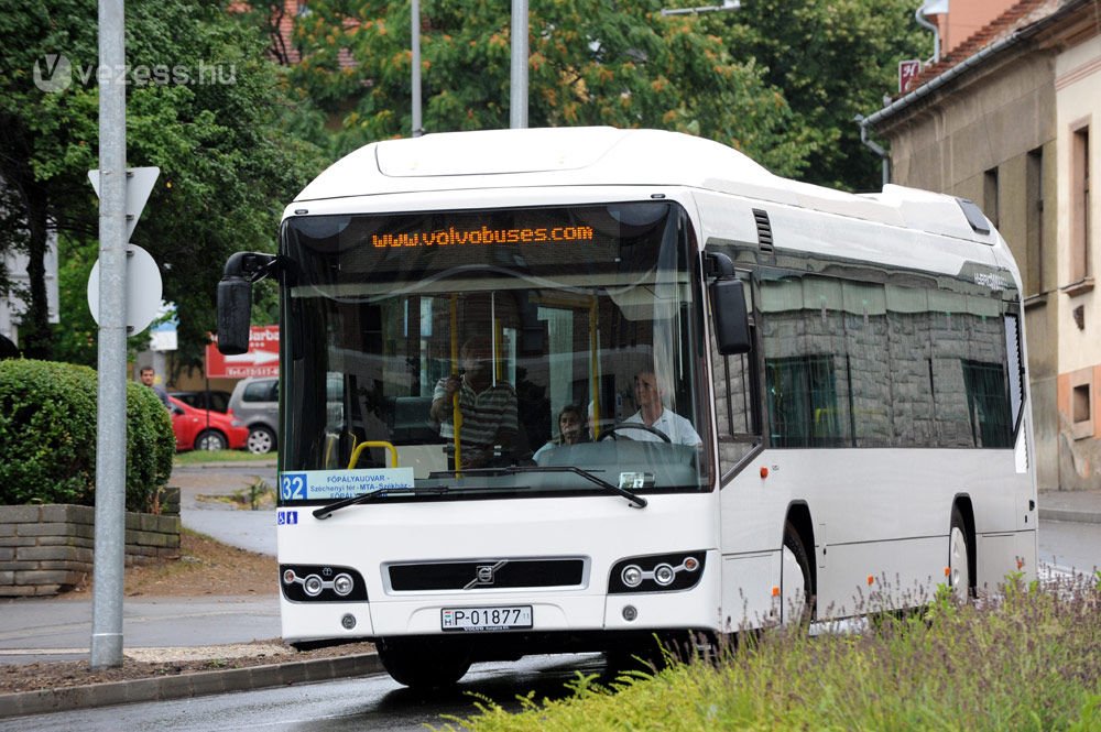 Hibrid busz a BKV-nál 5