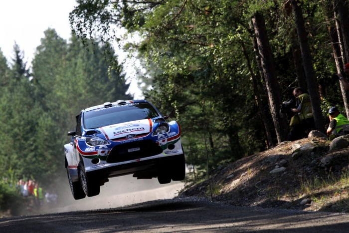 Tízemeletnyi repülés vízszintesen 3