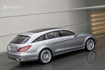 Kis sportkombival bővít a Mercedes