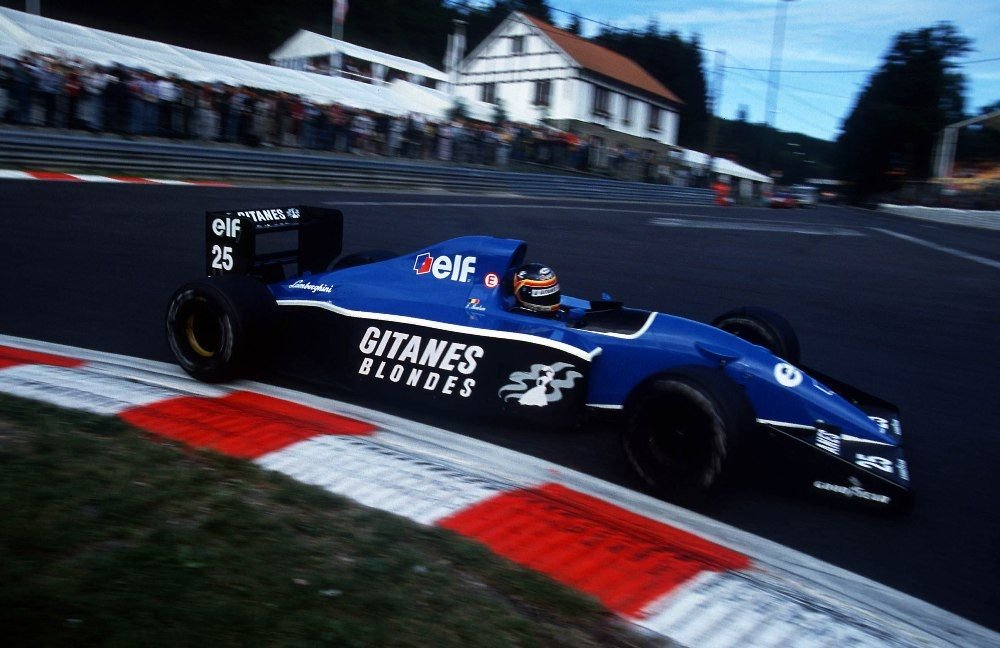 A belgák kedvence, Thierry Boutsen nem sok vizet zavart a Ligier-vel