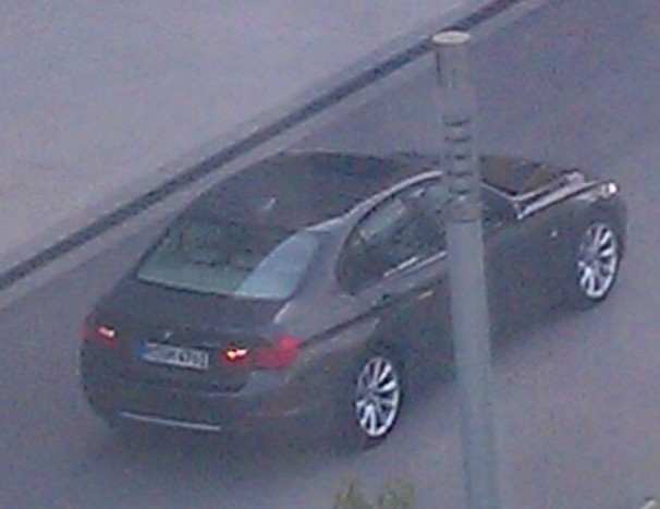 Álcázás nélkül az új BMW 3-as 5 | Vezess Álcázás nélkül az új BMW 3-as 5