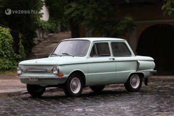 Retroncsok kiállítása