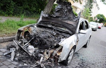 Újabb autógyújtogatások Berlinben