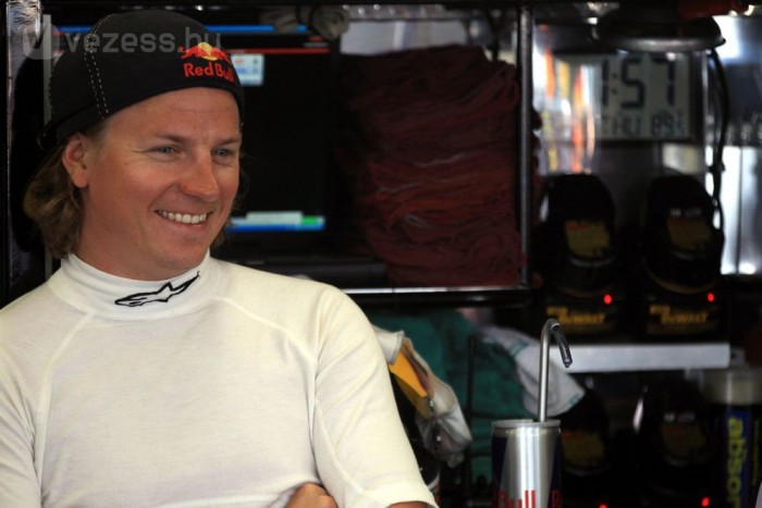 Räikkönen: Vettelnek már győznie sem kell