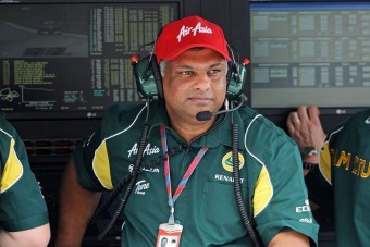 Újra F1-es kezekben a híres focicsapat