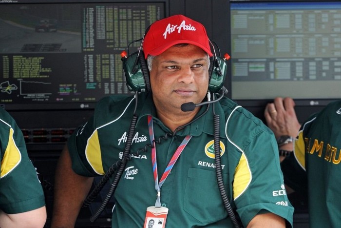 Újra F1-es kezekben a híres focicsapat