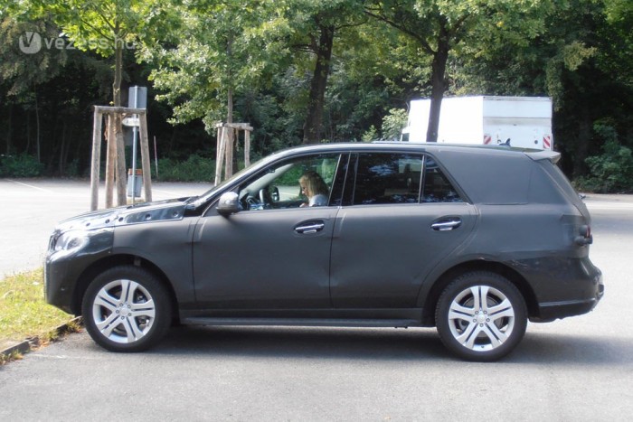 Titkosnak látszó autókat fotóztak olvasóink 7