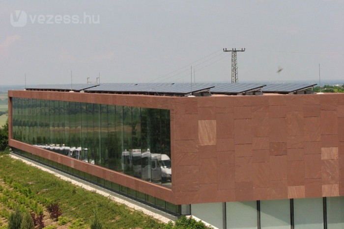 2003 óta működnek hálózatos napelemes rendszerek Magyarországon