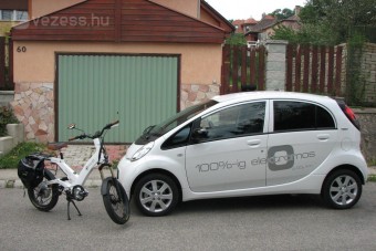 Ingyen tankolás a garázstetőről