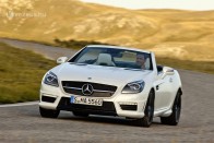 Bitang erő a Mercedes SLK-ban 32