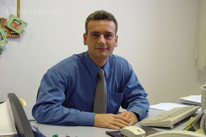 Skoda és Dacia: nekik bejött az élet 6 | Vezess Balázs Árpád és Della Donna Mario (a képen) volt az első ügyvezetőnk