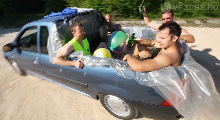 Skoda és Dacia: nekik bejött az élet 9 | Vezess Jól viselte az idiótákat a Logan pickup. Új projektünk a szauna a szerkesztőségi Zukba