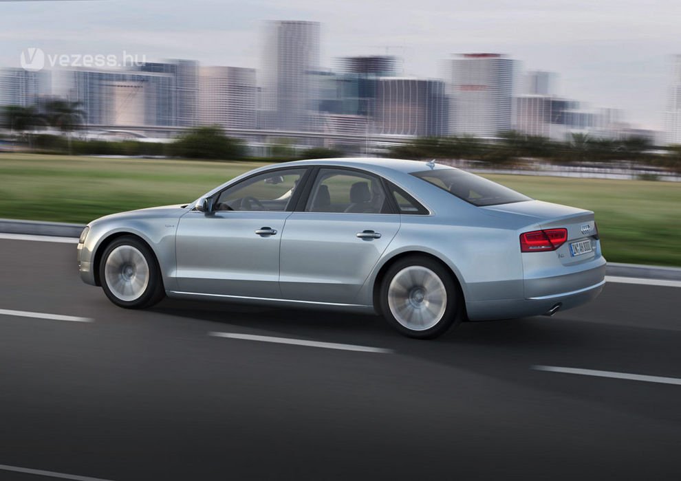 Audi A8 hatliteres fogyasztással 4